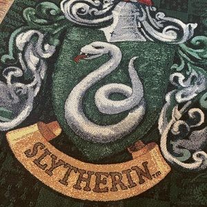 Harry Potter “Slytherin Shield” Woven Tapestry Throw Blanket